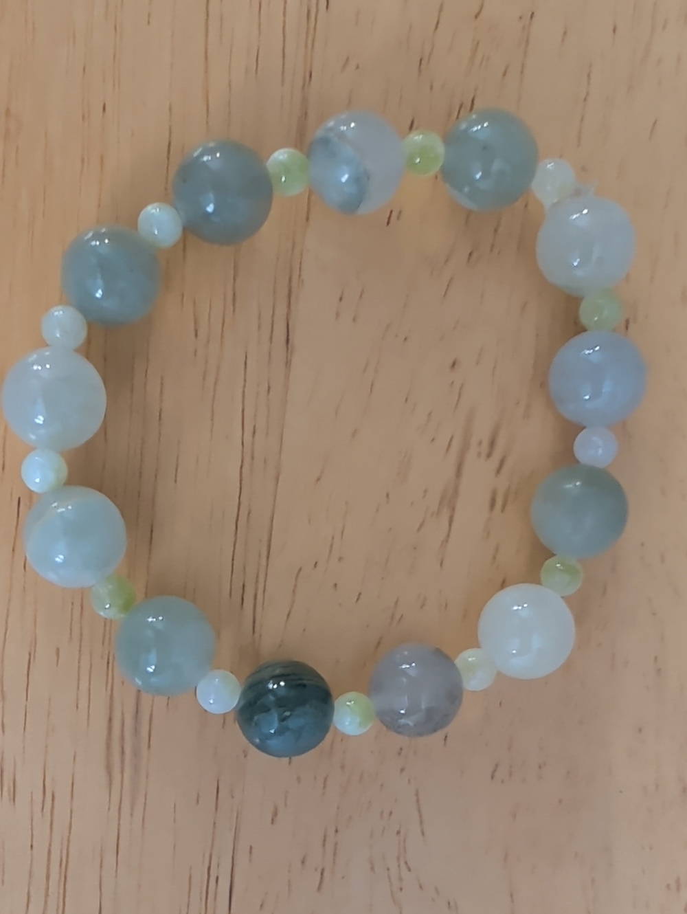 Handmade Green Jade And Agate Bead Stretch Bracelet NWOT